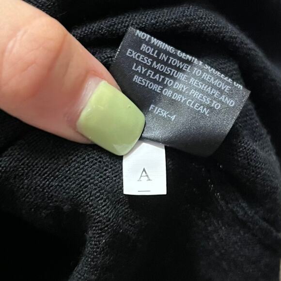 Eileen Fisher Black Sequin Neck 100% Wool Sleeveless Basic Tank Top Size Small - Picture 5 of 6